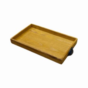 Puidust serveerimisalus käepidemetega