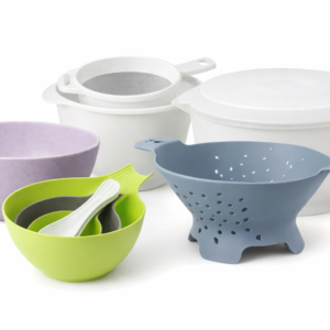 Plastist kausid ja sõelad